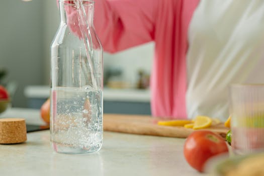 image of a mineral water bottle with lemon slices
